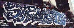 snarl1.JPG (49503 bytes)